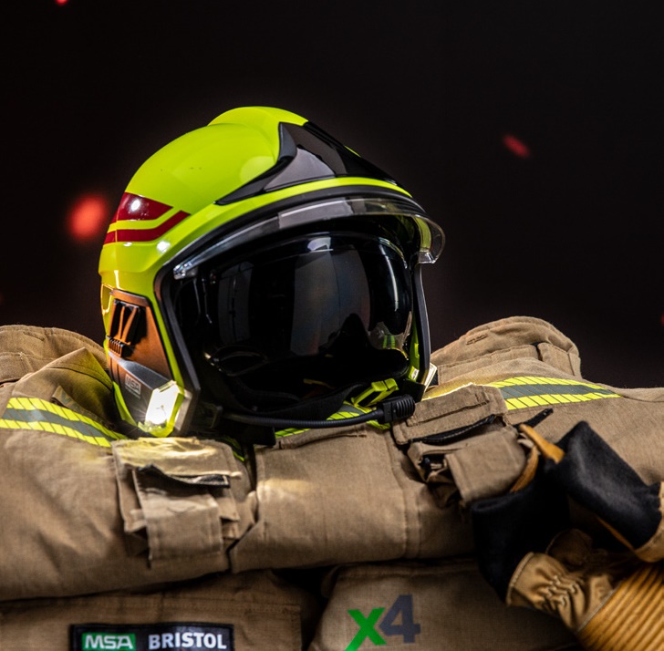 معدات الإطفاء والإنقاذ